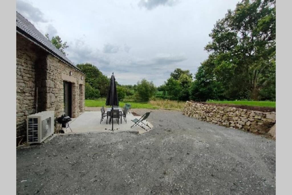 Gite De Kerampif Villa Pluherlin Exterior foto